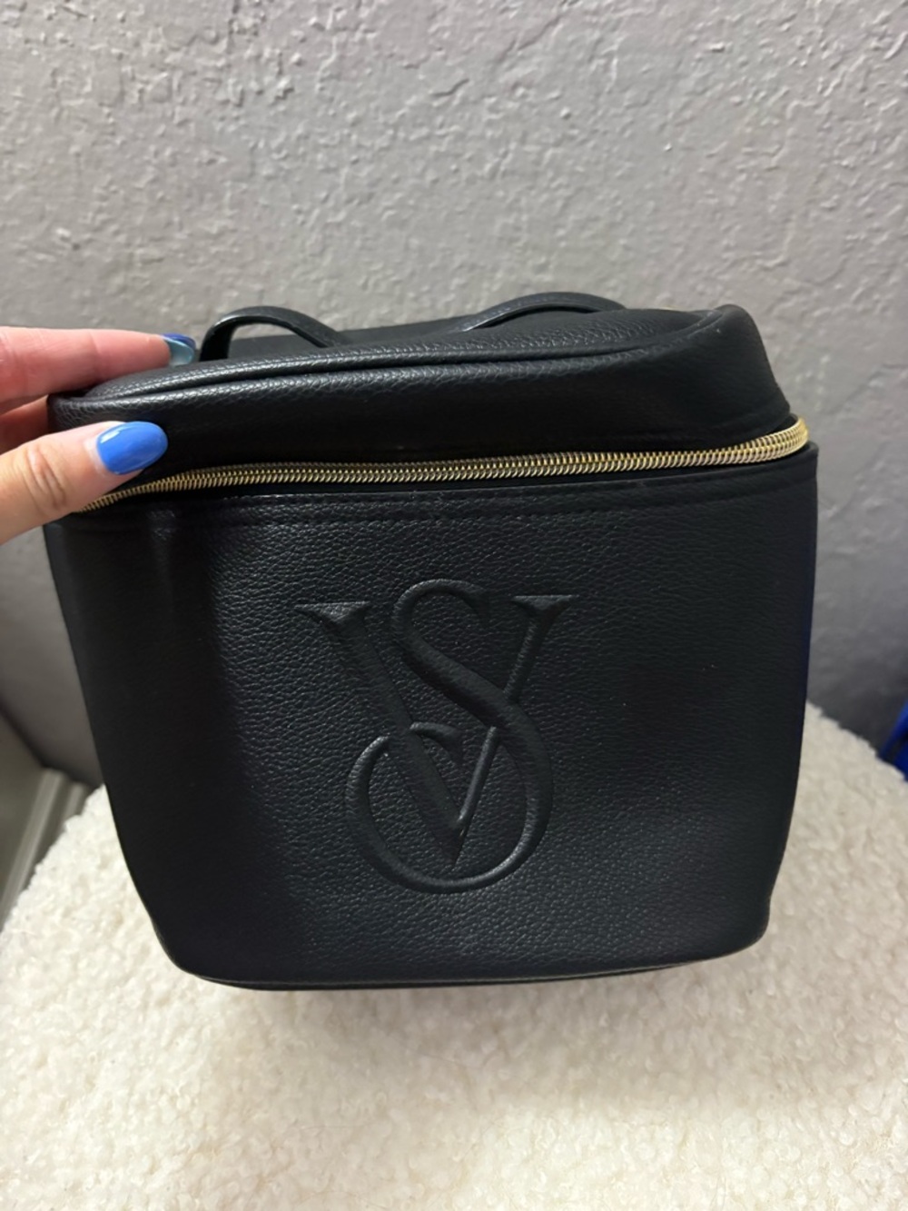 Victoria's Secret Black Leather Embossed Cosmetic Case with Gold Zipper